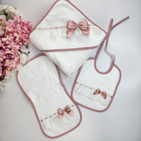 Set Toalla Bordado Inglés